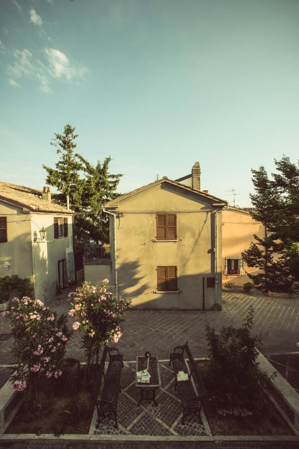 La Finestra Sul Cortile Bed & Breakfast Atri Exterior photo