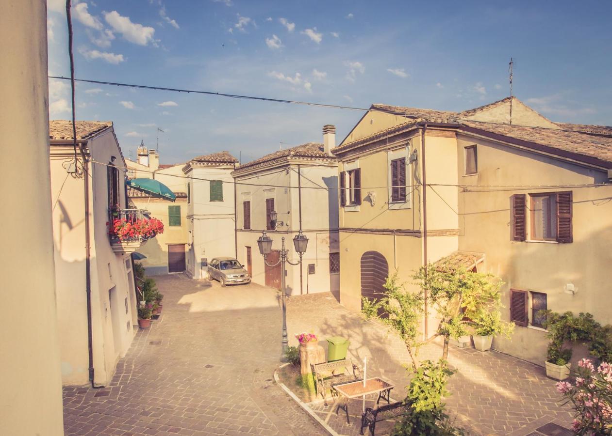 La Finestra Sul Cortile Bed & Breakfast Atri Exterior photo